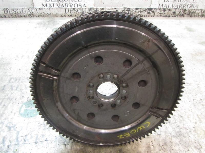 Recambio de volante motor para toyota avensis (t27) 2.0 d-4d cat referencia OEM IAM   