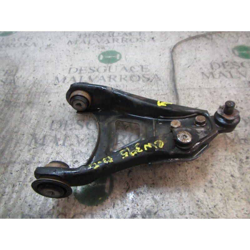 Recambio de brazo suspension inferior delantero derecho para renault kangoo (f/kc0) alize referencia OEM IAM   