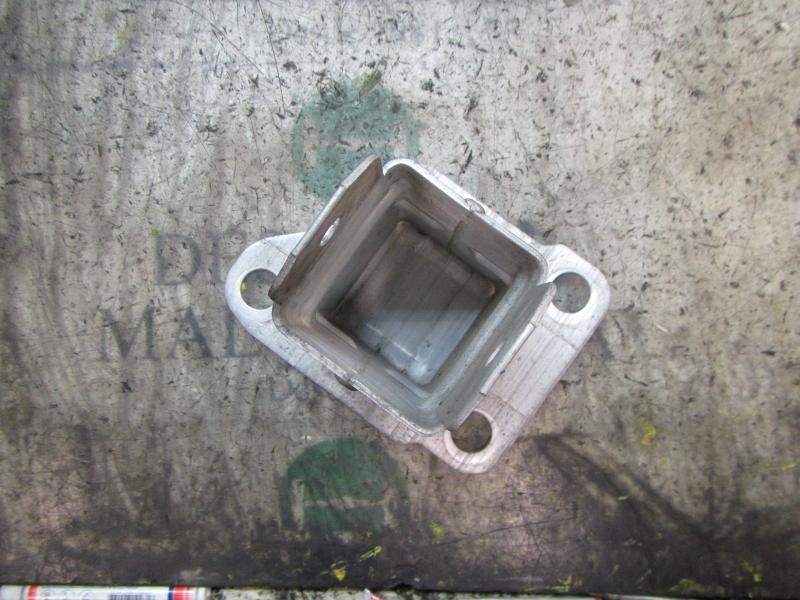 Recambio de punta chasis delantera para renault megane ii berlina 3p 1.5 dci diesel referencia OEM IAM   