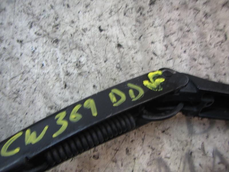 Recambio de brazo limpia delantero derecho para seat toledo (5p2) sport-up referencia OEM IAM 5P0955410B03C  