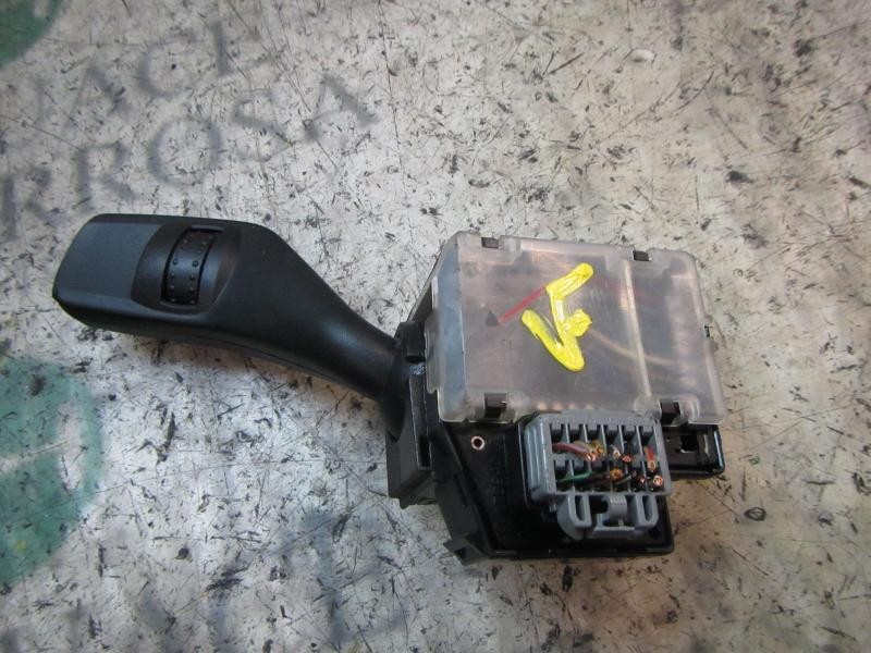 Recambio de mando limpia para ford focus sportbreak (cap) ghia referencia OEM IAM   