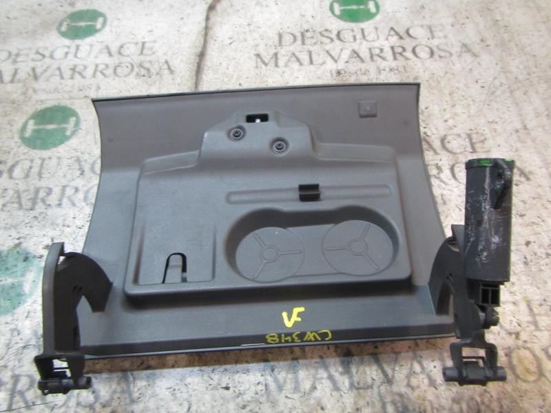 Recambio de guantera para ford focus sportbreak (cap) ghia referencia OEM IAM   