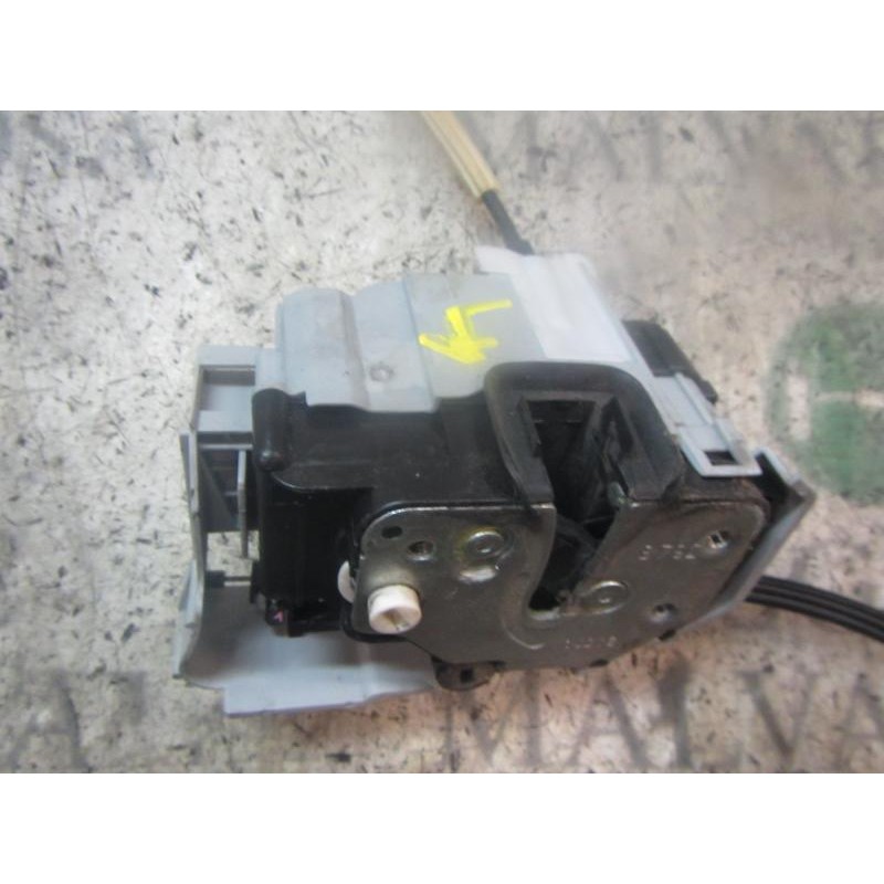 Recambio de cerradura puerta trasera derecha para fiat bravo (198) 1.6 jtdm 16v cat referencia OEM IAM 51902607  