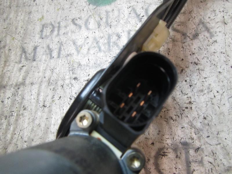 Recambio de elevalunas trasero izquierdo para bmw serie 5 berlina (e60) 530d referencia OEM IAM 51357184745 6922319 