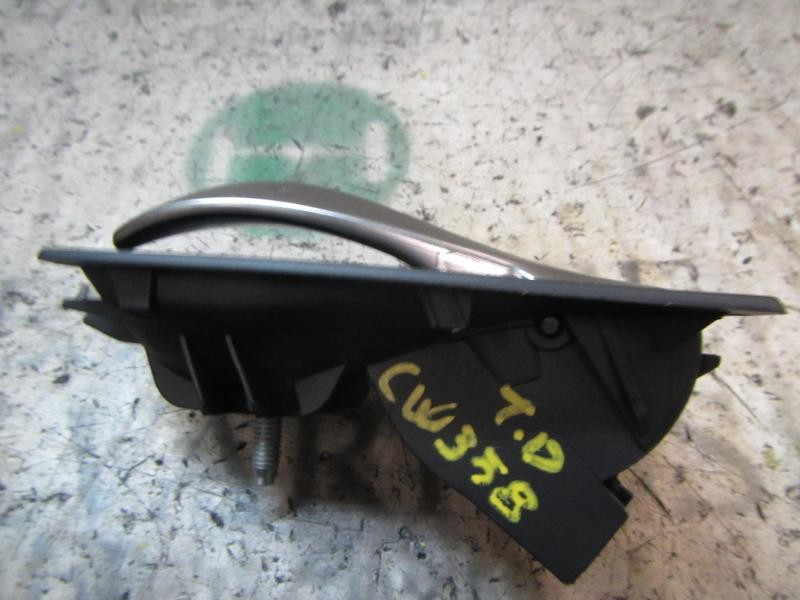 Recambio de maneta interior trasera derecha para bmw serie 5 berlina (e60) 530d referencia OEM IAM 51217076248  