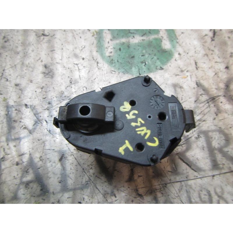 Recambio de motor apertura trampillas climatizador para bmw serie 5 berlina (e60) 530d referencia OEM IAM 64116942993 69303039 