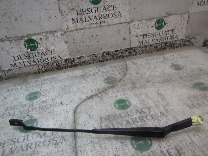 Recambio de brazo limpia delantero derecho para peugeot 308 1.6 hdi fap cat (9hz / dv6ted4) referencia OEM IAM   