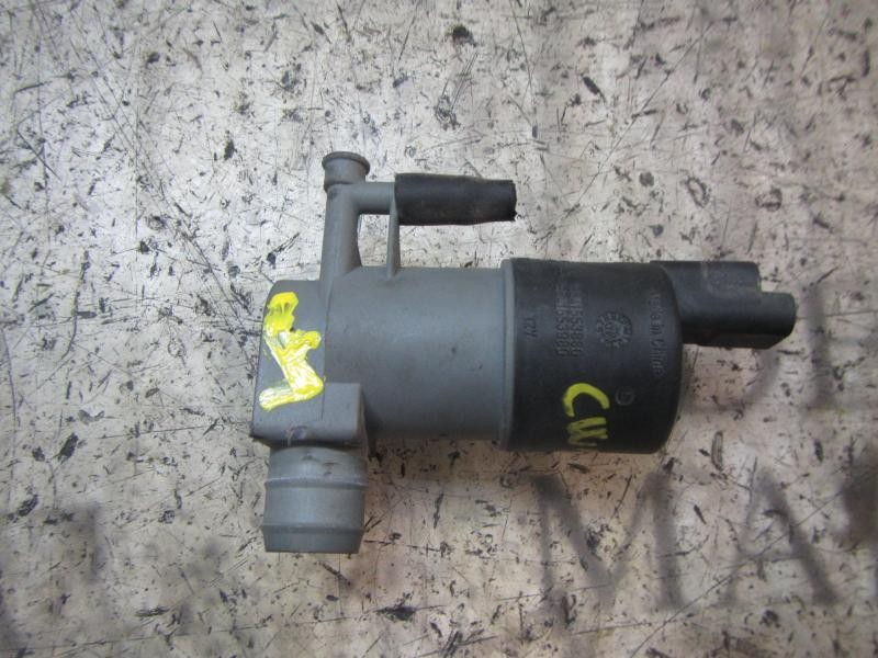 Recambio de bomba limpia para dacia logan ambiance referencia OEM IAM 6001549443 9641553880 