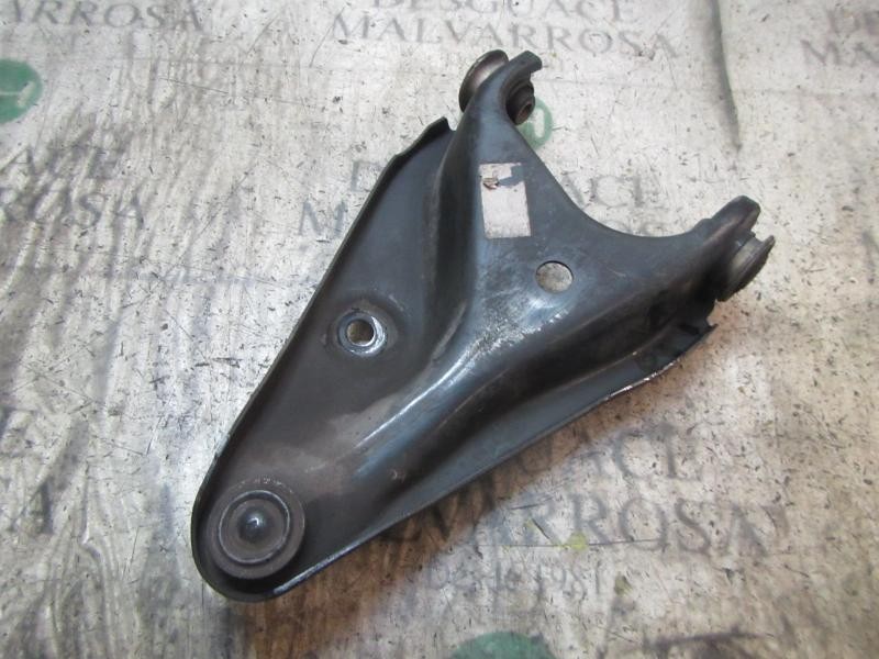 Recambio de brazo suspension inferior delantero izquierdo para dacia logan ambiance referencia OEM IAM 8200820930  