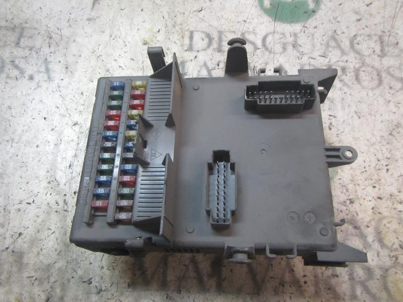 Recambio de caja reles / fusibles para renault laguna ii (bg0) dynamique referencia OEM IAM   