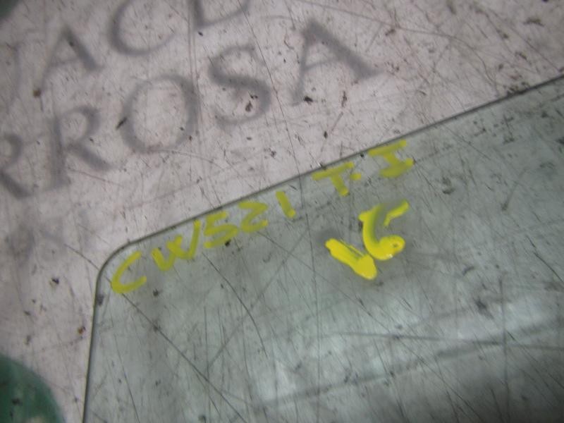 Recambio de cristal puerta trasero izquierdo para dacia logan ambiance referencia OEM IAM 6001546706  