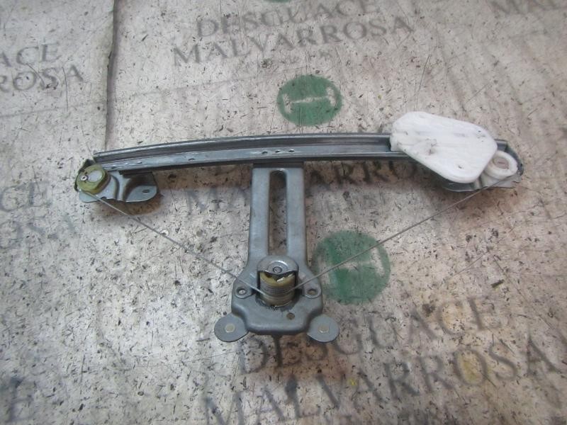 Recambio de elevalunas trasero derecho para dacia logan ambiance referencia OEM IAM 8200804309  