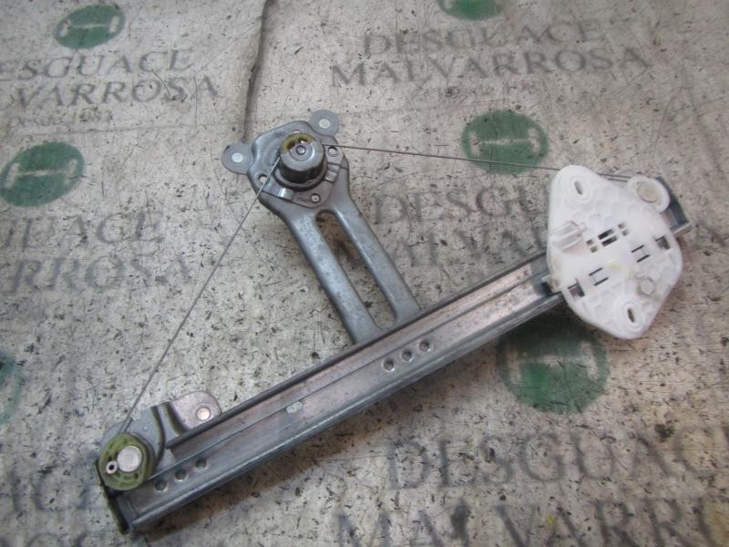 Recambio de elevalunas trasero izquierdo para dacia logan ambiance referencia OEM IAM 8200804307  