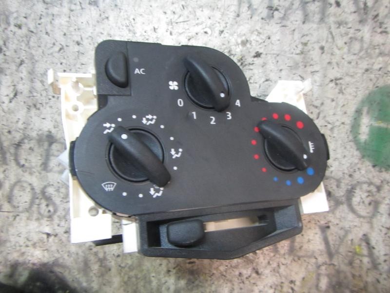 Recambio de mando calefaccion / aire acondicionado para dacia logan ambiance referencia OEM IAM 6001547668 69570001 69570001