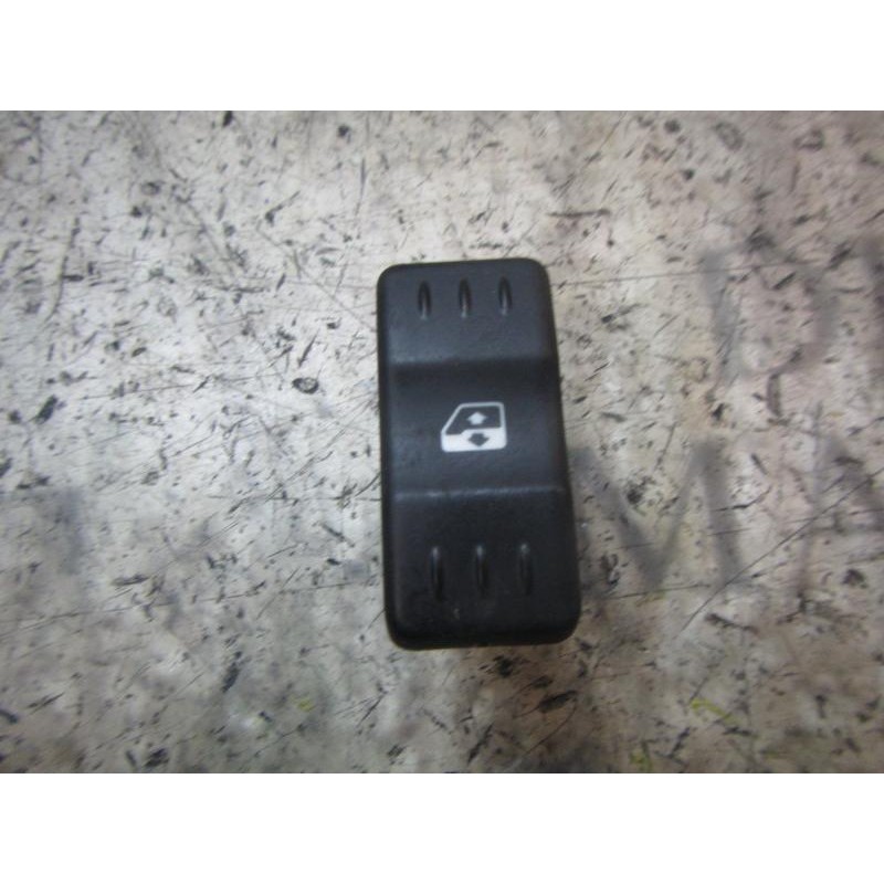 Recambio de mando elevalunas delantero derecho para dacia logan ambiance referencia OEM IAM 6001546816  