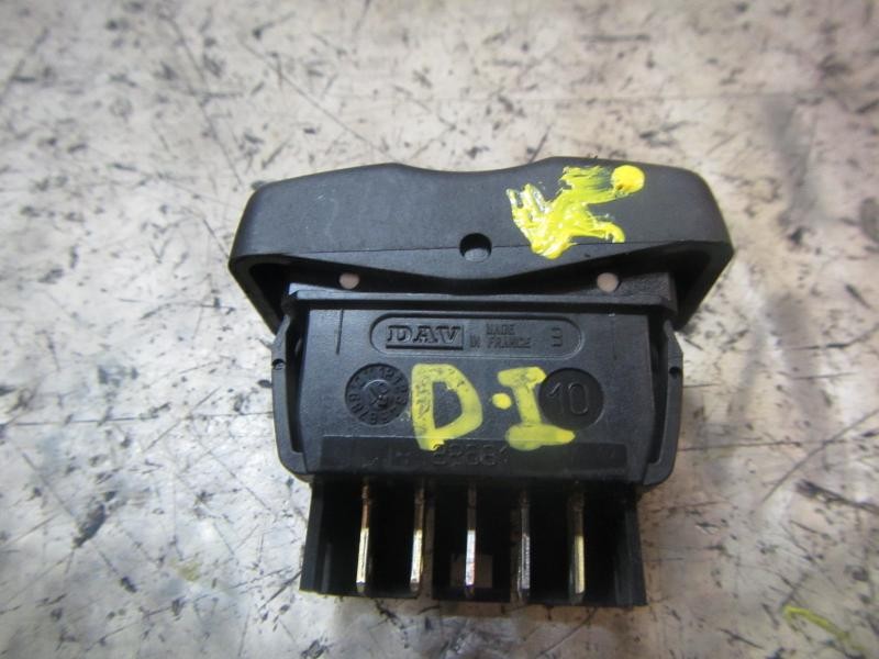 Recambio de mando elevalunas delantero izquierdo para dacia logan ambiance referencia OEM IAM 6001546816  