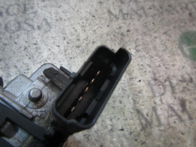 Recambio de motor limpia delantero para dacia logan ambiance referencia OEM IAM 6001550803 0390241544 0390241544