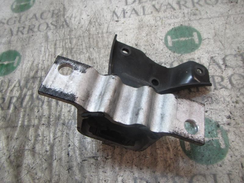Recambio de soporte motor derecho para dacia logan ambiance referencia OEM IAM 6001547893  