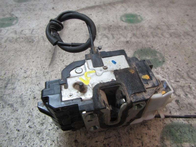 Recambio de cerradura puerta trasera derecha para kia cee´d 1.6 crdi cat referencia OEM IAM 814201H000  