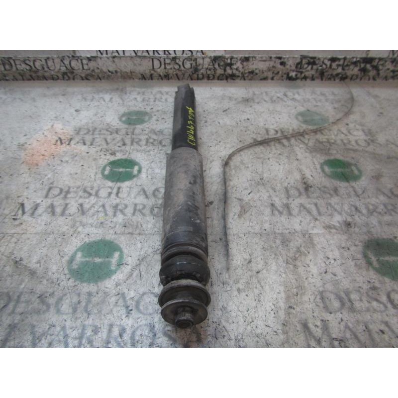 Recambio de amortiguador trasero derecho para kia sorento 2.5 crdi concept referencia OEM IAM 553103E500  