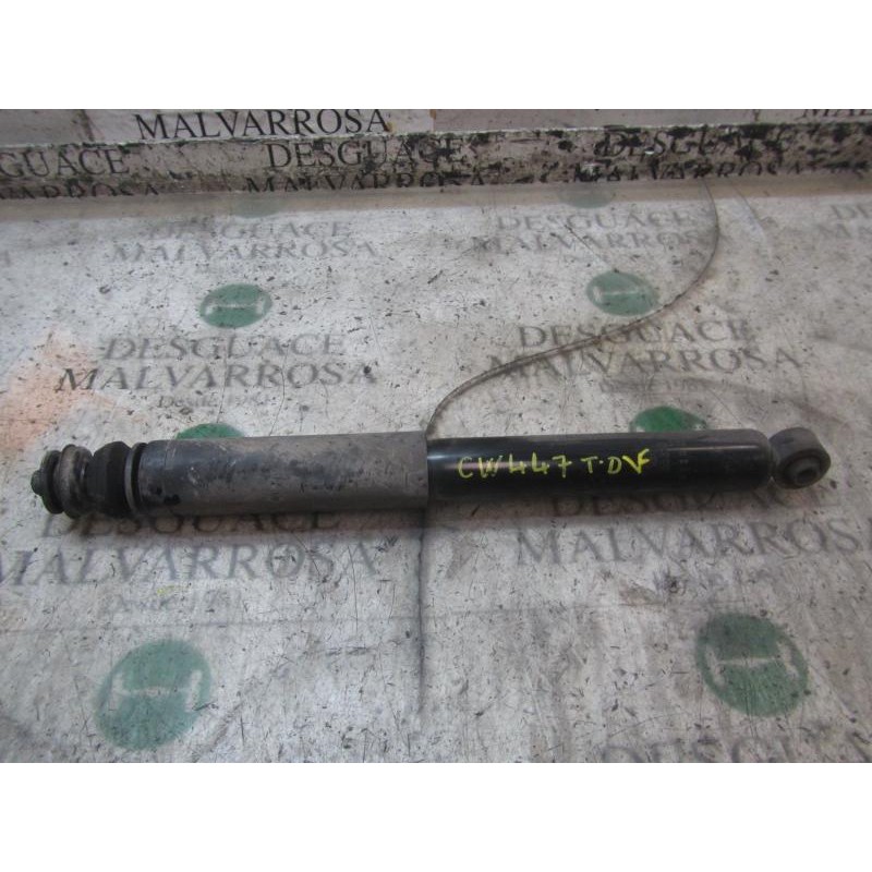 Recambio de amortiguador trasero derecho para kia sorento 2.5 crdi concept referencia OEM IAM 553103E500  