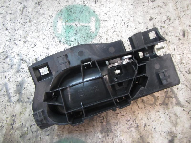 Recambio de maneta interior trasera derecha para peugeot 207 1.4 referencia OEM IAM   