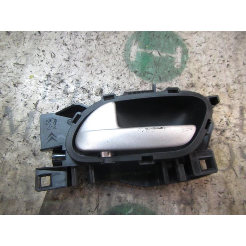 Recambio de maneta interior trasera izquierda para peugeot 207 1.4 referencia OEM IAM   