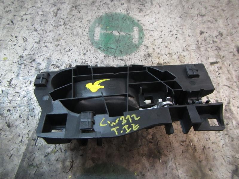 Recambio de maneta interior trasera izquierda para peugeot 207 1.4 referencia OEM IAM   