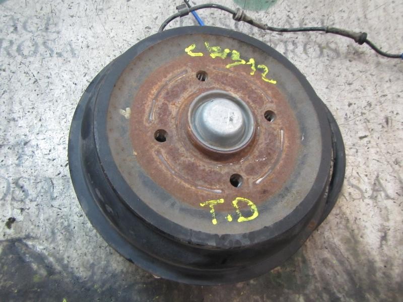 Recambio de mangueta trasera derecha para peugeot 207 1.4 referencia OEM IAM   