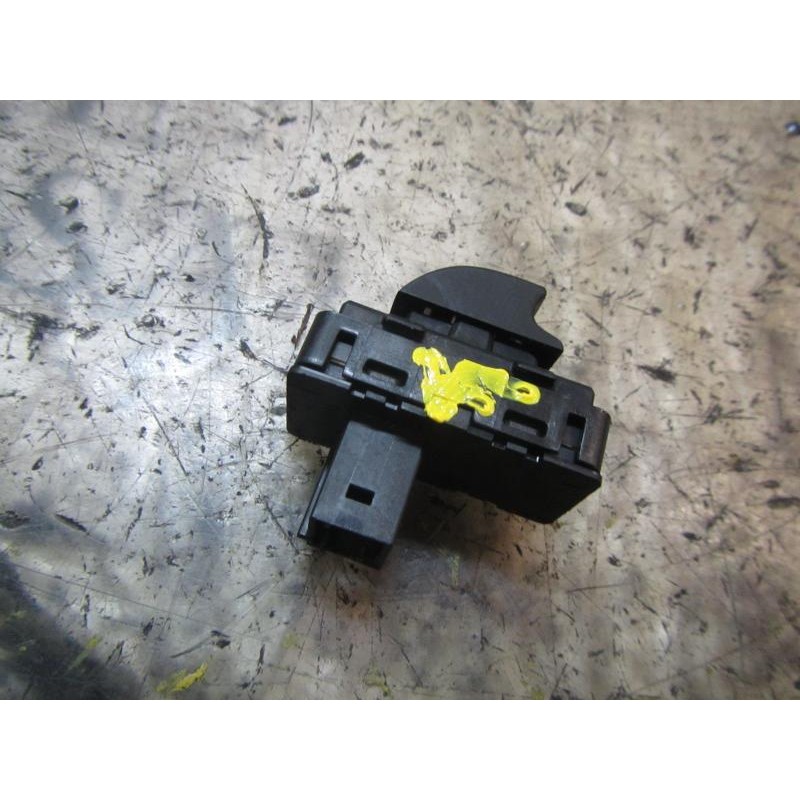 Recambio de mando elevalunas trasero izquierdo para peugeot 308 1.6 hdi fap cat (9hz / dv6ted4) referencia OEM IAM   