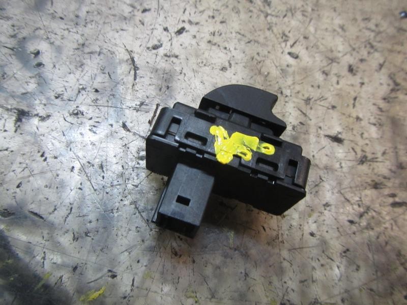 Recambio de mando elevalunas trasero izquierdo para peugeot 308 1.6 hdi fap cat (9hz / dv6ted4) referencia OEM IAM   