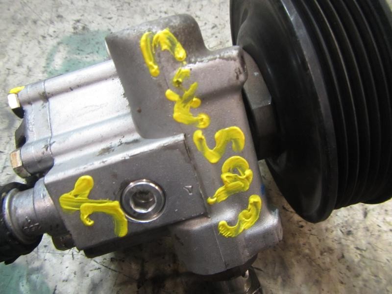 Recambio de bomba direccion para volkswagen polo berlina (6n2) trendline referencia OEM IAM   