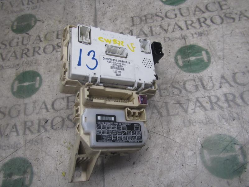 Recambio de caja reles / fusibles para suzuki swift berlina (mz) gl (5-ptas.) referencia OEM IAM 3678062JG0 3677062JC0 