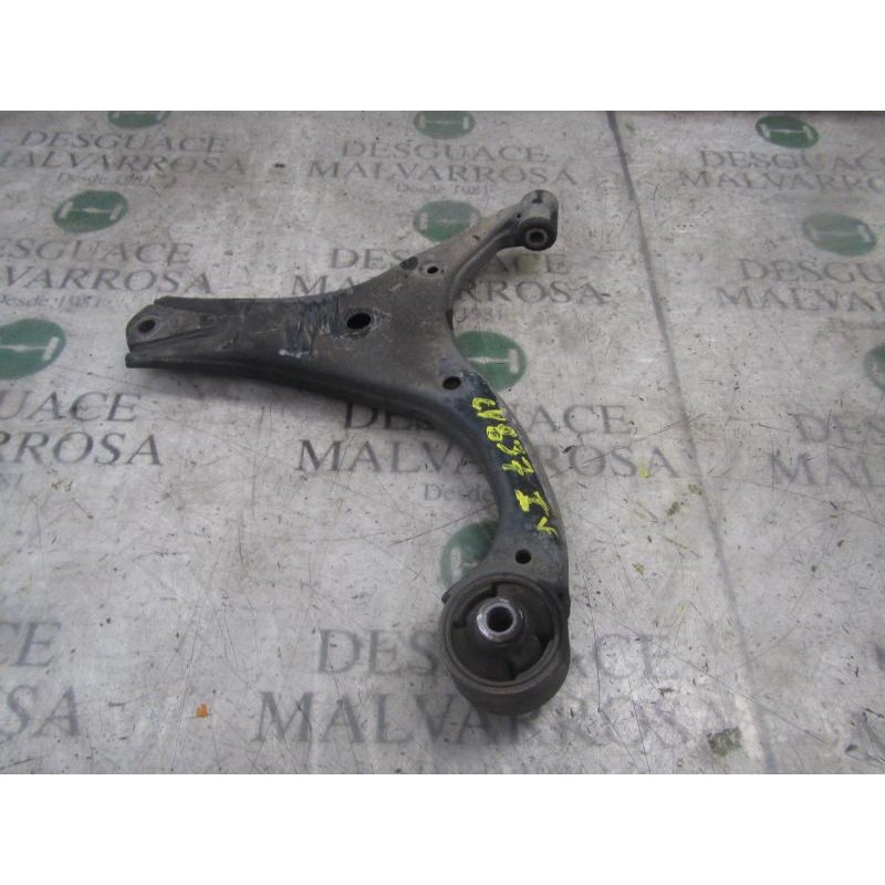 Recambio de brazo suspension inferior delantero izquierdo para kia rio 1.5 crdi referencia OEM IAM   