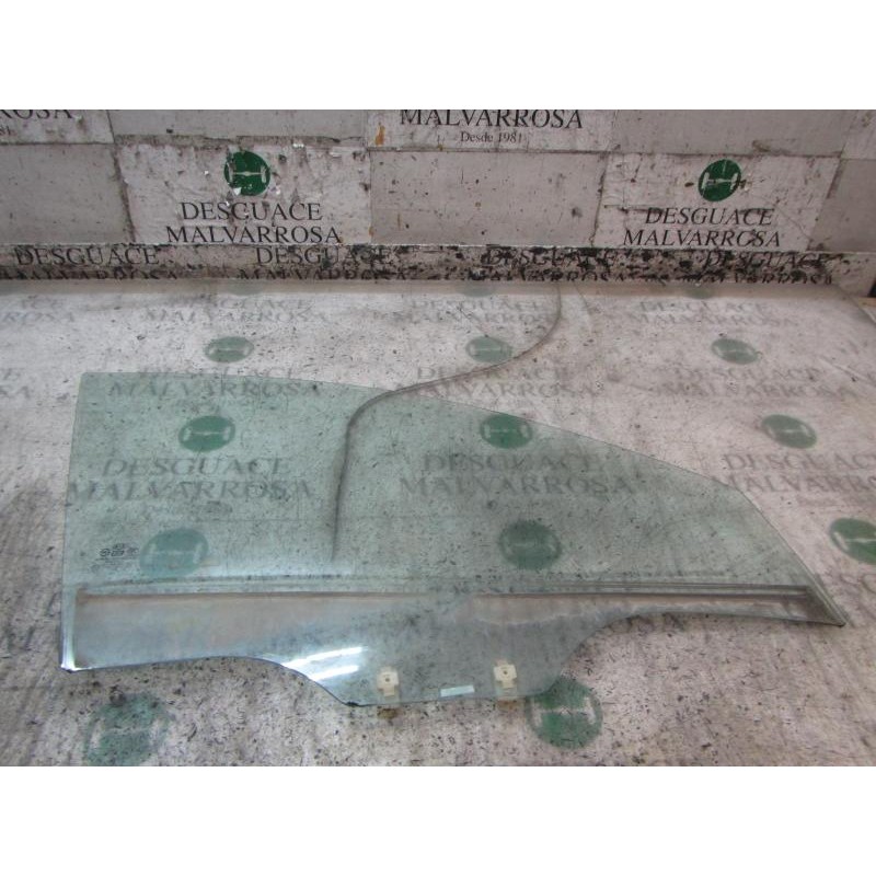 Recambio de cristal puerta delantero derecho para kia rio 1.5 crdi referencia OEM IAM   