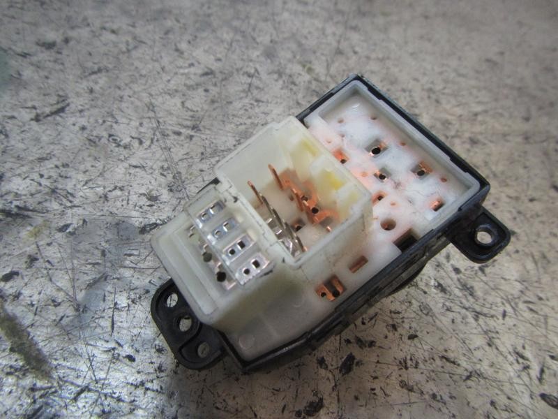 Recambio de mando retrovisor para kia rio 1.5 crdi referencia OEM IAM   