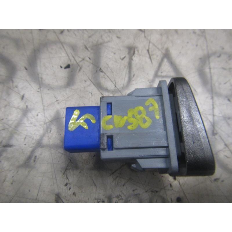 Recambio de warning para toyota auris touring sports (e18) 2.0 d-4d cat referencia OEM IAM 8433202180  