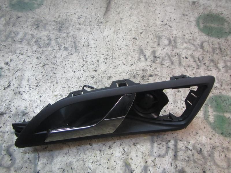 Recambio de maneta interior trasera izquierda para skoda yeti 1.2 tsi referencia OEM IAM 1Z0839221A739  