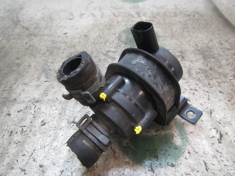 Recambio de valvula intercambio de calefaccion para skoda yeti 1.2 tsi referencia OEM IAM   