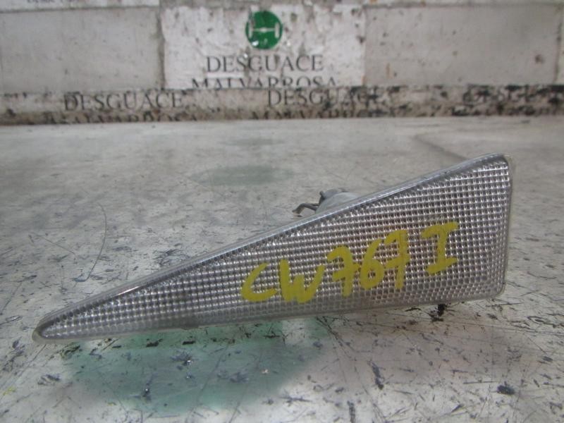 Recambio de piloto lateral derecho para renault megane ii familiar exception referencia OEM IAM   