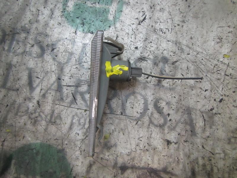 Recambio de piloto lateral derecho para renault megane ii familiar exception referencia OEM IAM   