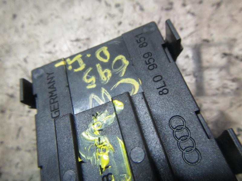 Recambio de mando elevalunas delantero derecho para audi a3 (8l) 1.9 tdi ambiente referencia OEM IAM   