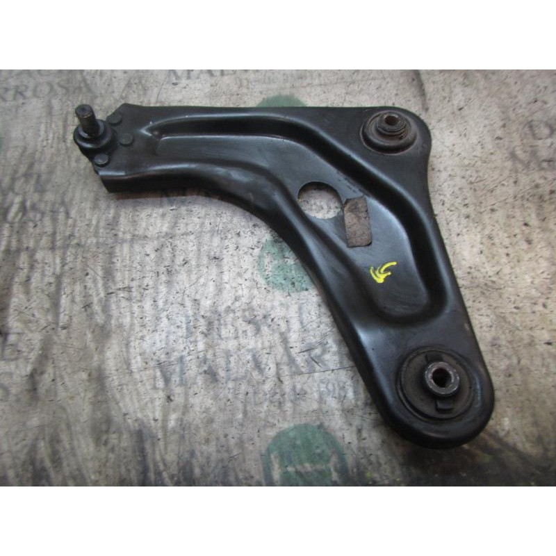 Recambio de brazo suspension inferior delantero izquierdo para peugeot 207 x-line referencia OEM IAM   