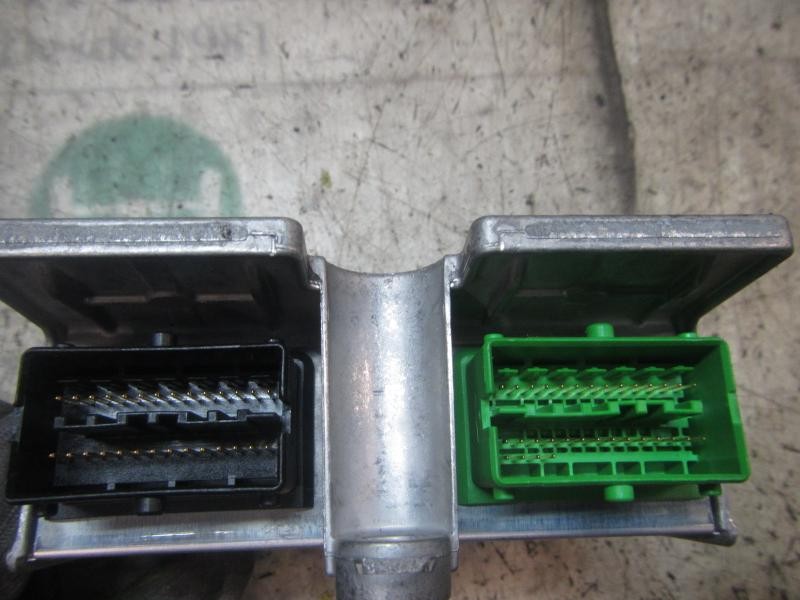 Recambio de centralita airbag para opel zafira b cosmo referencia OEM IAM   