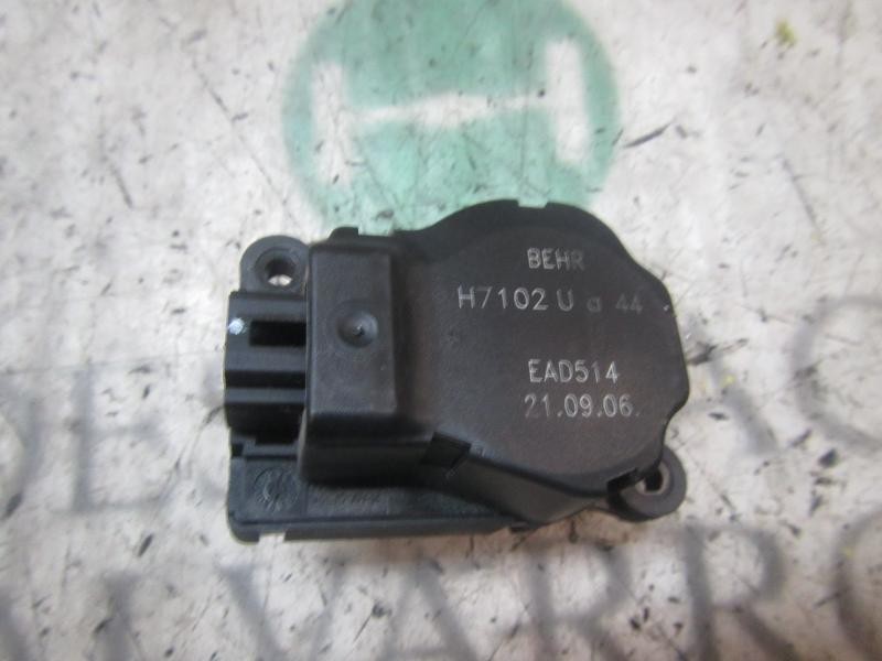 Recambio de motor apertura trampillas climatizador para opel zafira b cosmo referencia OEM IAM   