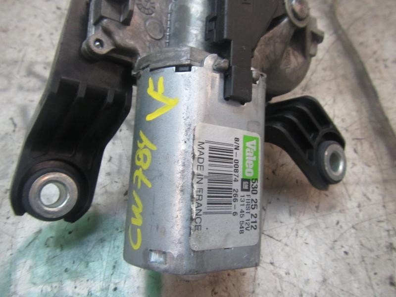 Recambio de motor limpia trasero para opel zafira b cosmo referencia OEM IAM   