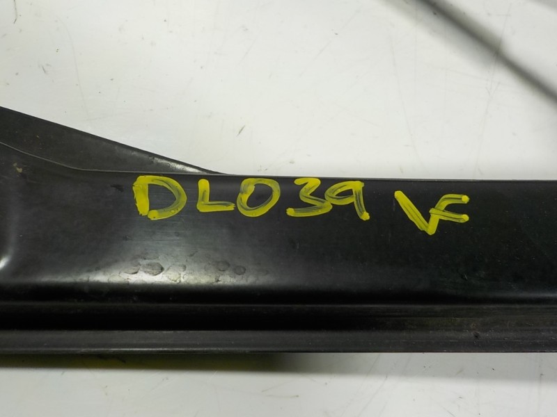 Recambio de elevalunas delantero izquierdo para volkswagen polo (6r1) 1.2 12v referencia OEM IAM 6R4837461D 6R4837461D 