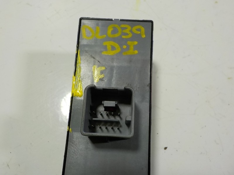 Recambio de mando elevalunas delantero izquierdo para volkswagen polo (6r1) 1.2 12v referencia OEM IAM 1K4959857BREH 1K4959857B 