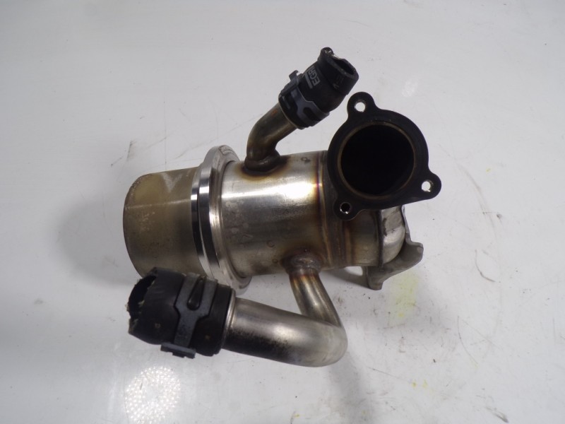 Recambio de enfriador egr para audi q3 (8ug) 2.0 16v tdi referencia OEM IAM 04L131512D 04L131512BH 