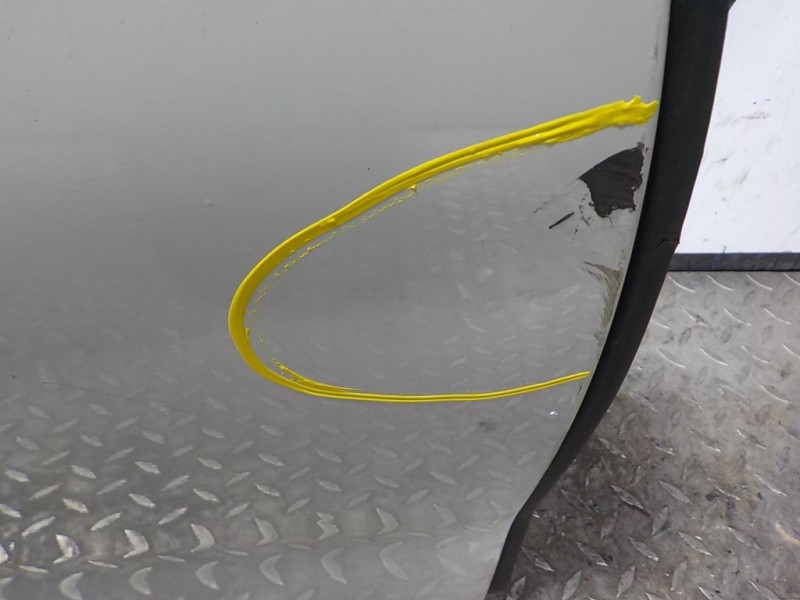 Recambio de puerta trasera derecha para bmw serie 1 lim. (f20) 2.0 turbodiesel referencia OEM IAM 41525A2A398  